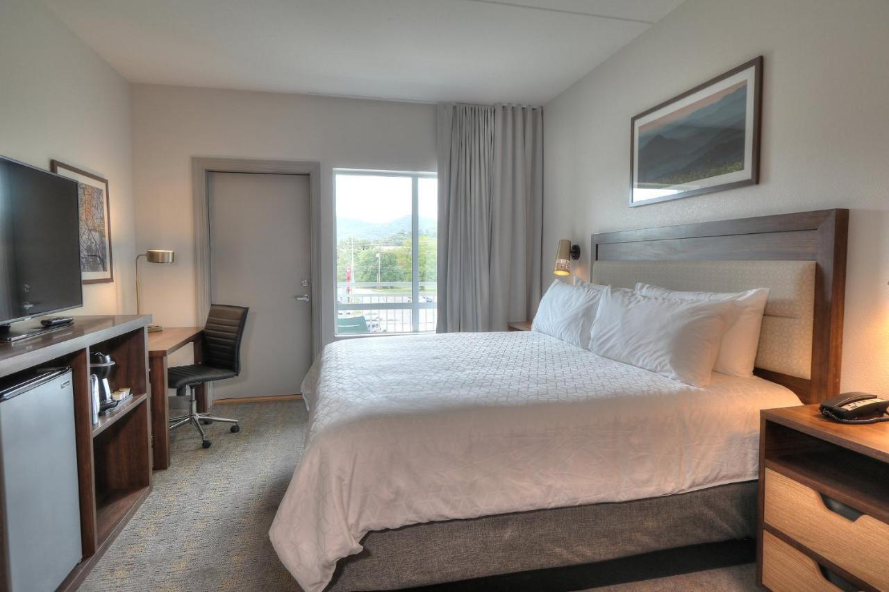 Holiday Inn & Suites Pigeon Forge Convention Center, An Ihg Hotel Exteriör bild